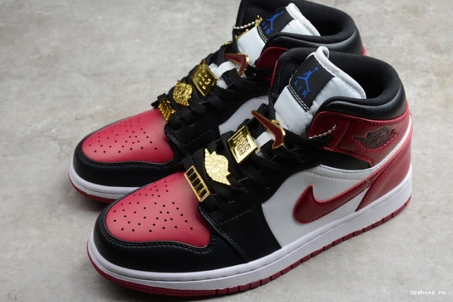 Beetroot 1 Dark Black (W) Mid  CZ4385-016 Jordan SE  1218